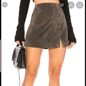 BLANK NYC NWT SUEDE SKIRT SIZE 29